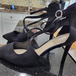 Nine Wedt Heels